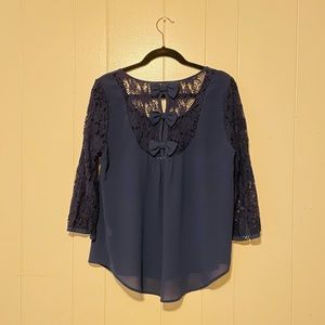 Precious 3/4 length lace top